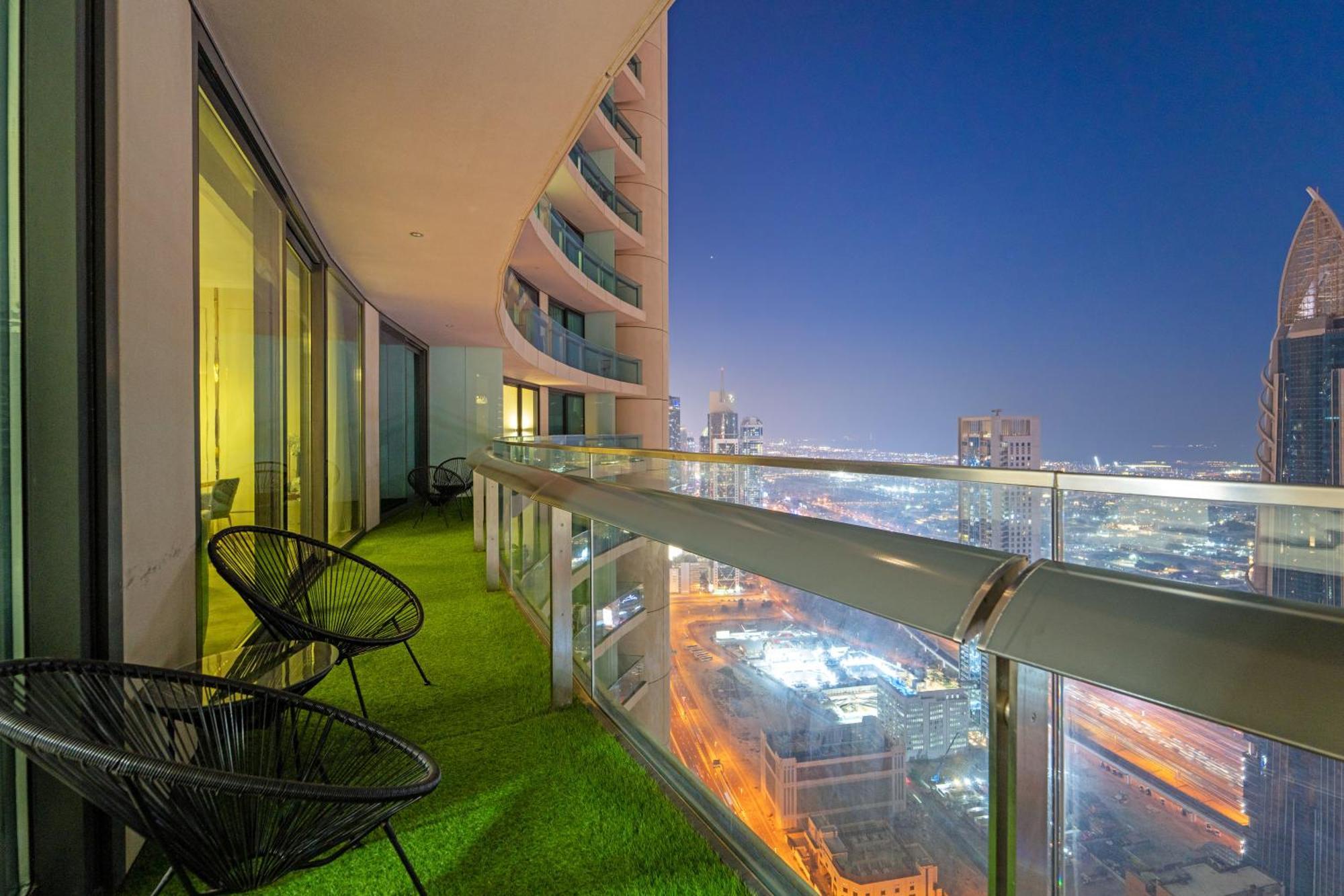 First Class 2Br With Full Dubai Skyline & Sea View Exterior photo