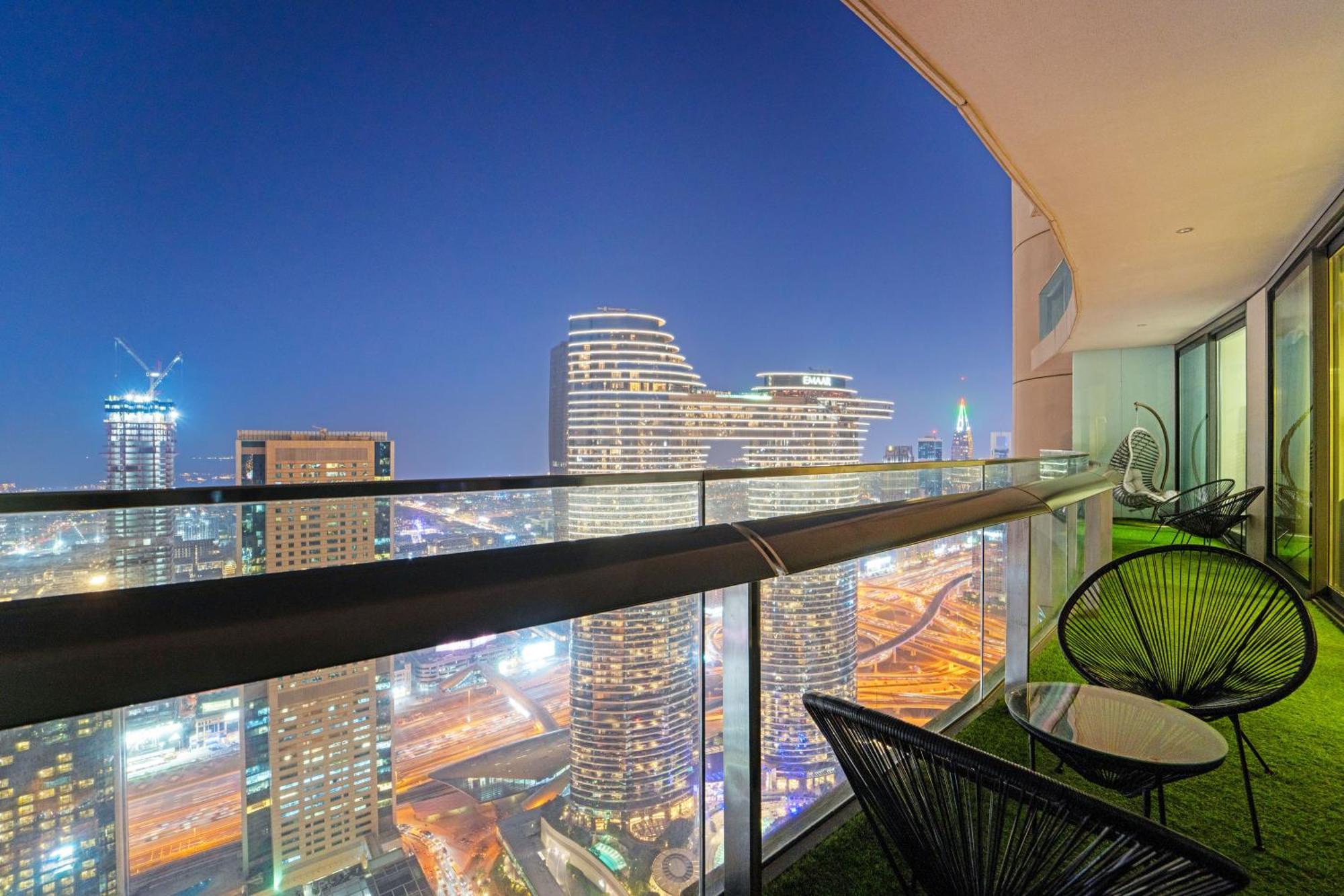 First Class 2Br With Full Dubai Skyline & Sea View Exterior photo
