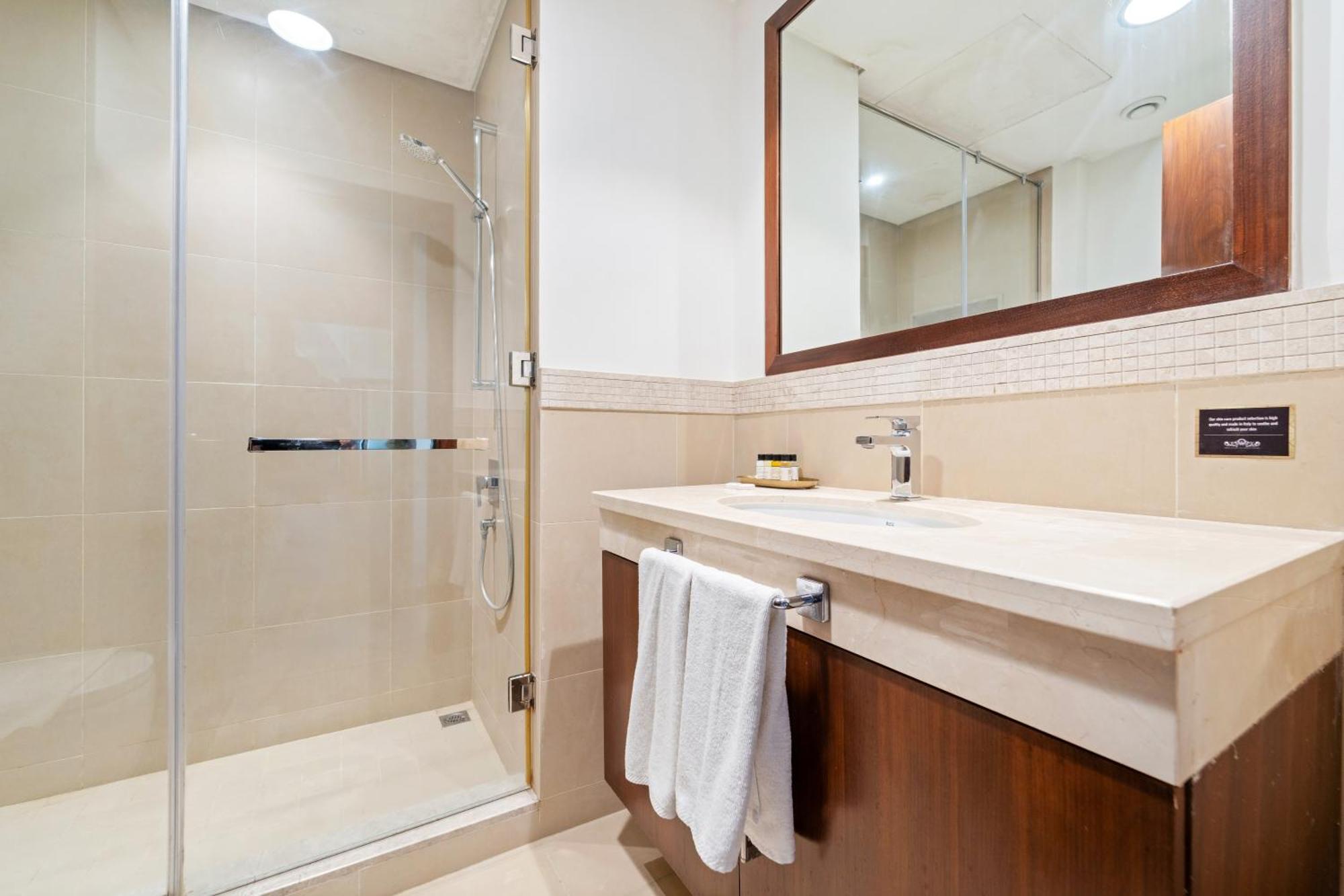 First Class 2Br With Full Dubai Skyline & Sea View Exterior photo