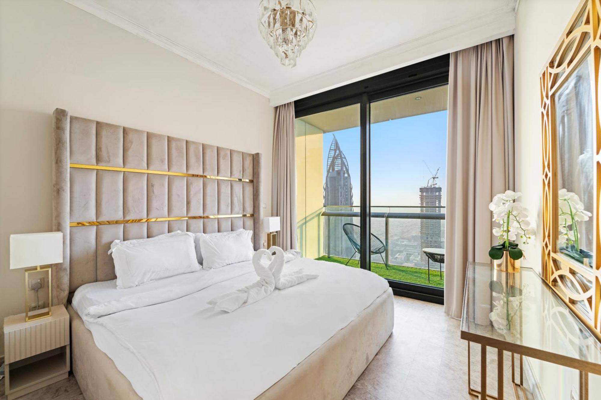 First Class 2Br With Full Dubai Skyline & Sea View Exterior photo
